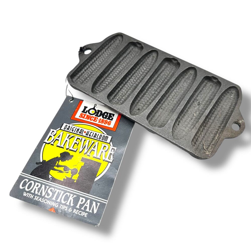 NEW Mini Heirloom Lodge Cast Iron Cornstick Mini Pan Corn Bread